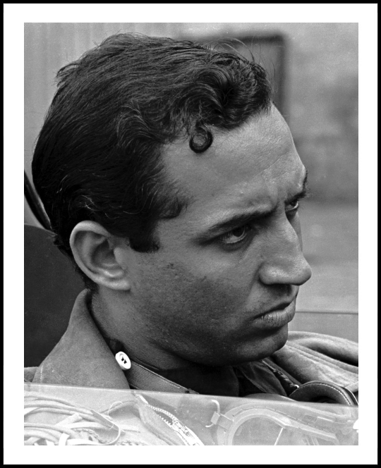Mario Araujo de Cabral